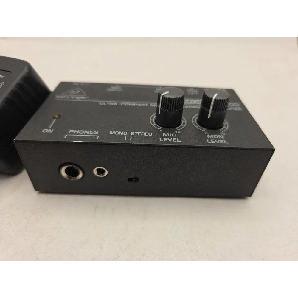 Behringer MA400 MICROMON Ultra-Compact Monitor Headphone Amplifier - TESTED D